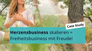 Vom Herzensbusiness mit Skalierung zum Freiheitsbusiness- Frau im Wald mit Händen auf dem Herz